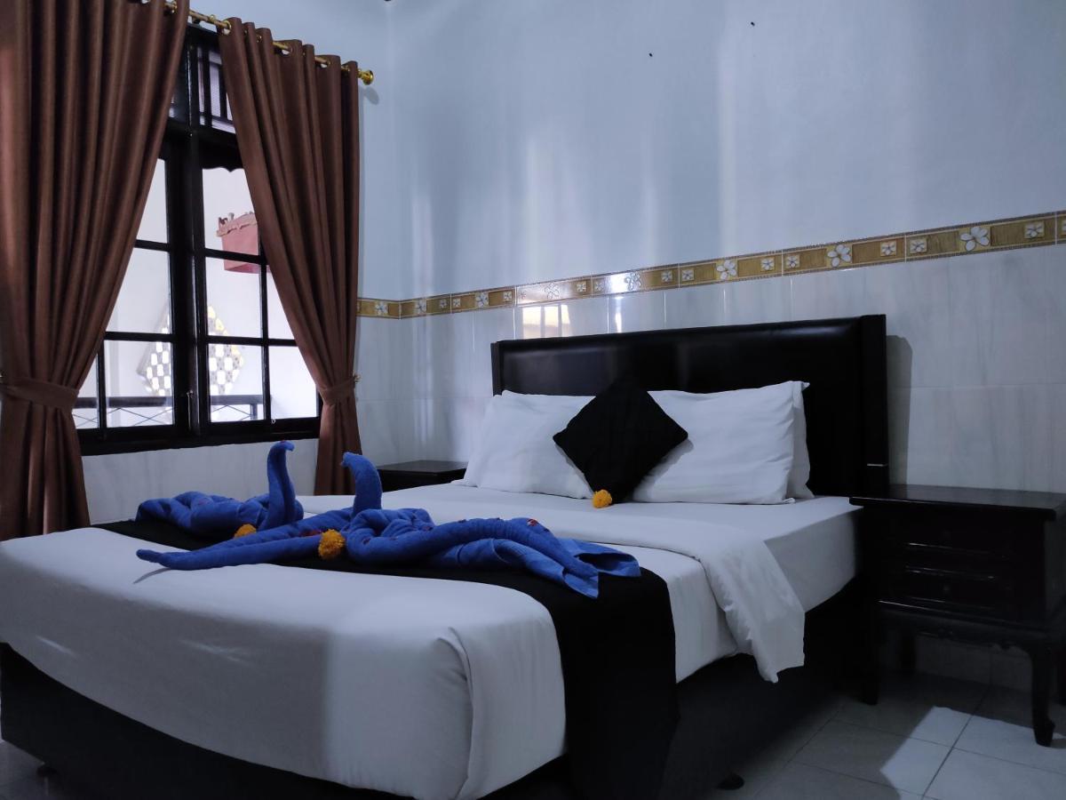 Pondok Denayu Homestay Кута Экстерьер фото