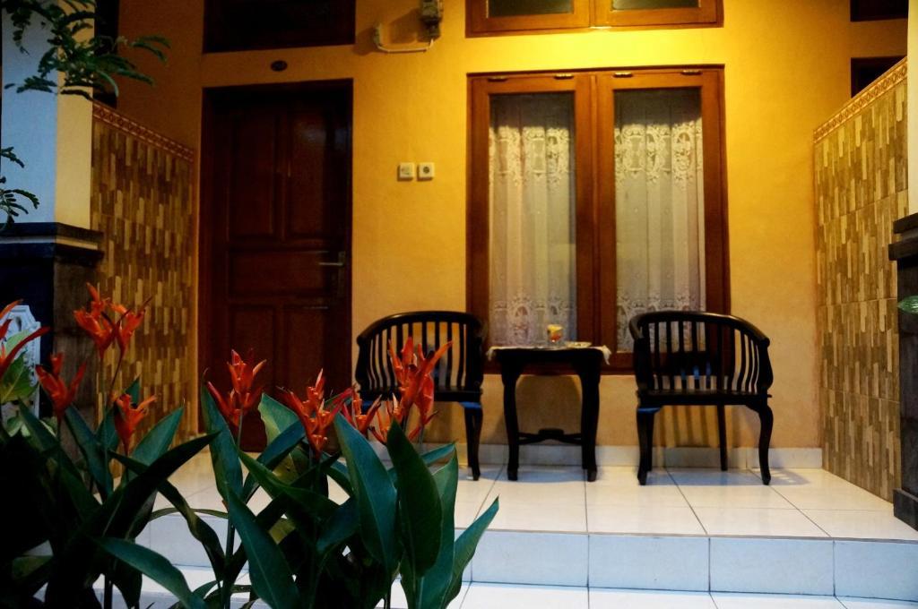 Pondok Denayu Homestay Кута Экстерьер фото